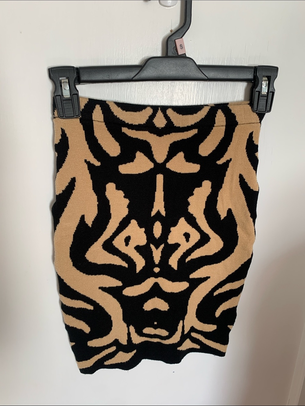 cleo Black and Tan Abstract Print Pencil Skirt